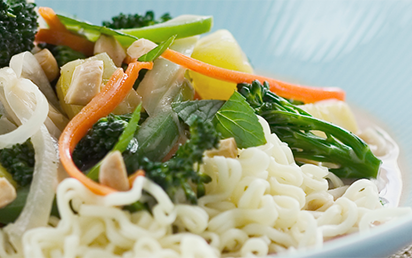 Wok de Nouilles, Légumes et Ananas